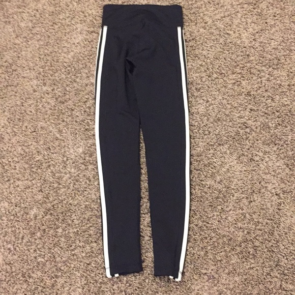 Adidas 3 striped black leggings - Picture 4 of 4
